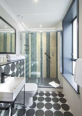 Отель Arthaus Hotel Дублин Улучшенный номер с кроватью размера «king-size»-5